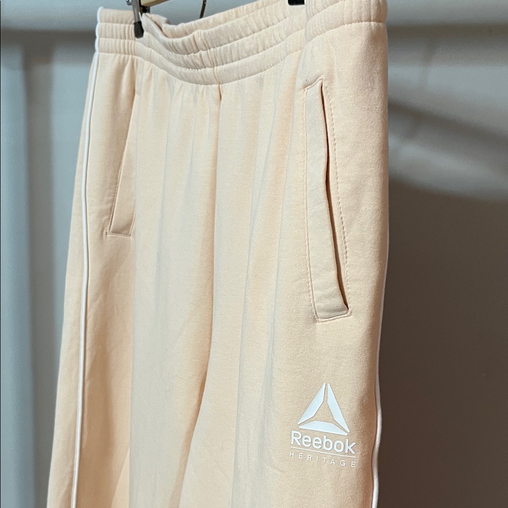 Reebok Wide Leg Sweat Pants NWT